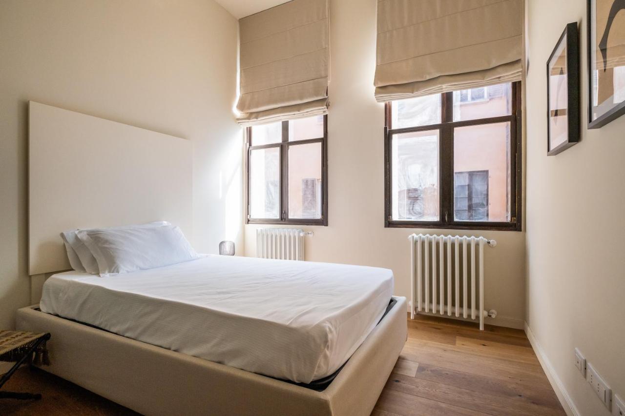 Appartamento D'Azeglio Nel Salotto Di Bologna Kültér fotó