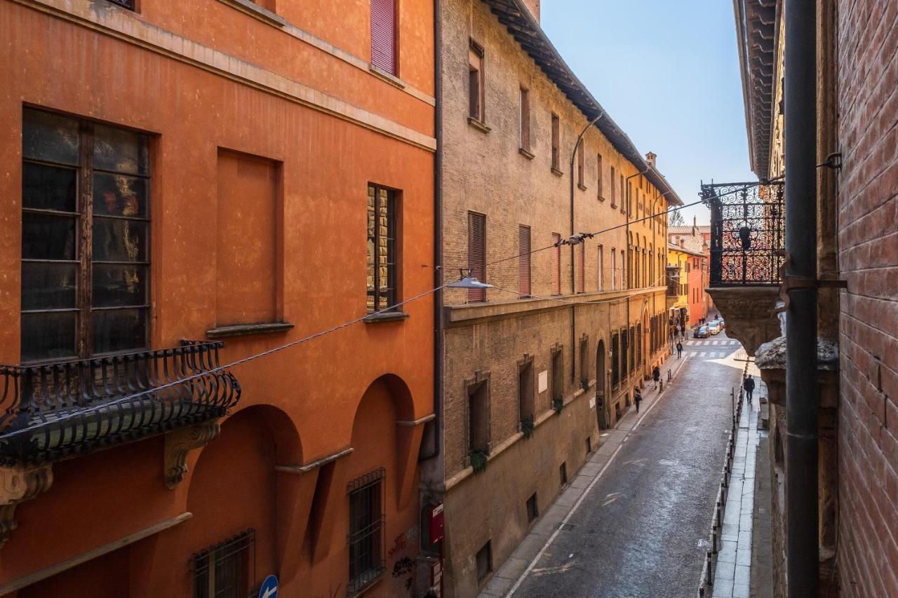 Appartamento D'Azeglio Nel Salotto Di Bologna Kültér fotó